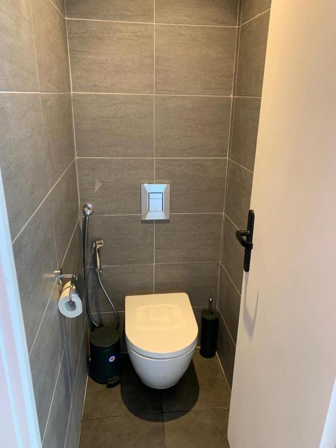 קאן Beautiful Apartment 2Mn Walking Distance From La Croisette And The Beach מראה חיצוני תמונה